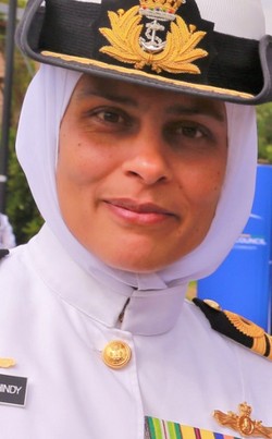 Mona Shindy, Kapten Angkatan Laut Berhijab Pertama di Australia
