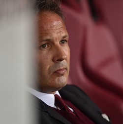 Mihajlovic Tanggapi Rumor Ancaman Pemecatan dengan Santai