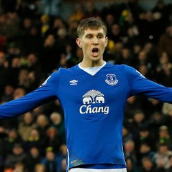 Everton Takkan Jual Stones