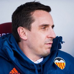iPad dari Gary Neville untuk Bantu Latihan Valencia