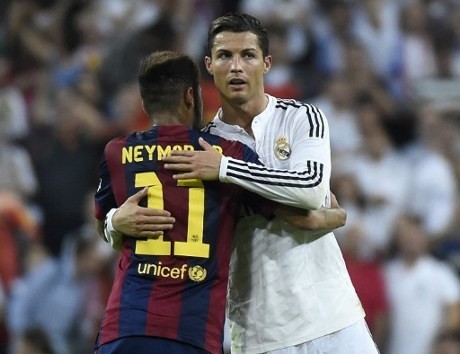 Alves: Neymar Lebih Baik daripada Ronaldo