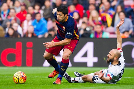 Suarez Berhasrat Menangi Lebih Banyak Trofi bersama Barca