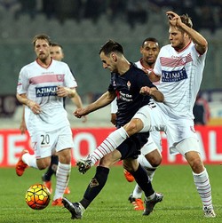 Di Kandang Sendiri, Fiorentina Disisihkan Carpi