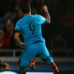 Suarez Tajam di Mana-mana