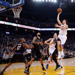 Redam Suns, Warriors Kembali ke Jalur Kemenangan