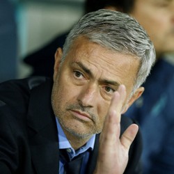 Dipecat Chelsea, Mourinho Jadi Trending Topic Dunia