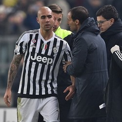 Allegri Takkan Lepas Zaza