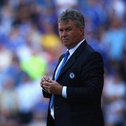 Hiddink Pelatih Baru Chelsea