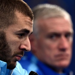 Deschamps yang Kesal Sebut Benzema Sudah Bikin Kesalahan