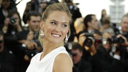 Supermodel Israel Bar Refaeli Diperiksa karena Tudingan Hindari Pajak