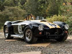 Shelby Cobra 1964 Ini Diperkirakan Laku Rp 46,2 Miliar