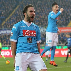 Napoli Kalahkan Atalanta 3-1