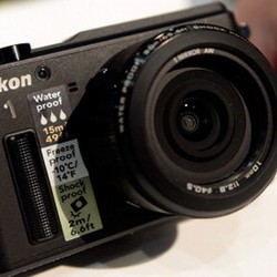 Nikon akan Bikin Kamera Saku Bersensor Besar