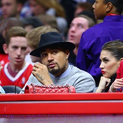 Korbankan Suso, Milan Gaet Boateng