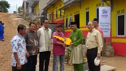 Kampung Alfamart Diresmikan Di Batam Kerja Sama dengan Habitat For Humanity Indonesia