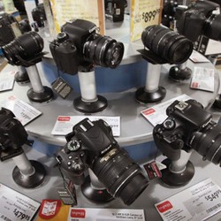 Hati-hati! Penipuan Saat Belanja Kamera dan Lensa