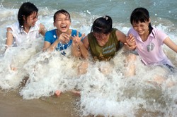 Pelajaran Bahasa Inggris: Beda Happy dan Glad