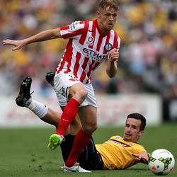 Damien Duff Gantung Sepatu