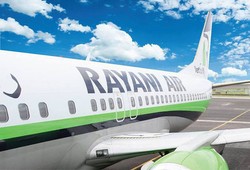 Maskapai Penerbangan Syariah Ini Tak Sediakan Alkohol dan Daging Non-Halal
