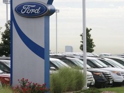 Lampu Depan Bermasalah, Ford Tarik 313 Ribu Mobil