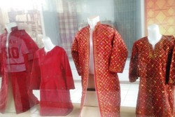 Aneka Motif Cantik Kain Songket Palembang