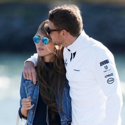 Belum Genap Setahun Menikah, Button dan Jessica Michibata Berpisah
