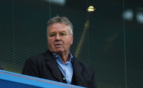 Punya Pengalaman dan Karisma, Hiddink Pas Buat Chelsea