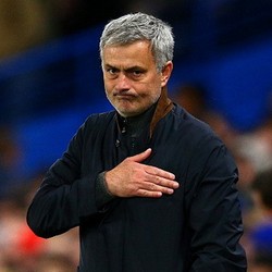 Mourinho Dikaitkan dengan MU, Agen: Belum Ada Tawaran