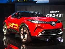 Versi Produksi Toyota C-HR Diluncurkan Januari 2016?