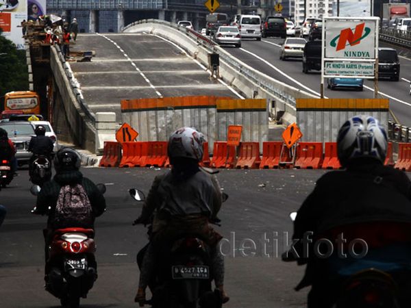 Proyek Flyover Kuningan Masuk Tahap Finishing