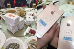 Pria Ini Bagi-bagi iPhone 6S Saat Reuni Sekolah