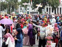 Libur Panjang, Wisatawan Padati Kota Tua