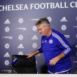 Ujian Pertama Chelsea bersama Hiddink