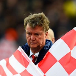 Sampai Kapan Van Gaal di MU?