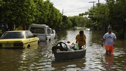Banjir di Paraguay, Argentina, Brasil & Uruguay Paksa 150 Ribu Orang Mengungsi