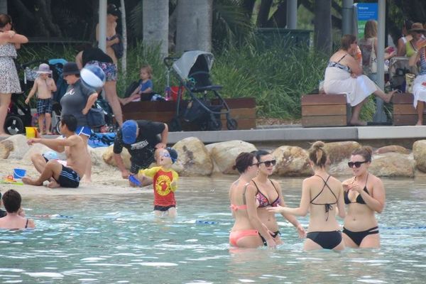 Bikini & Taman Nyaman di South Bank, Brisbane