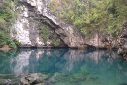 Danau Biru Sebening Kaca di Kolaka Utara, Sultra