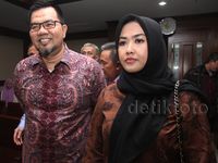 Pasutri Penyuap Akil Mohtar Dituntut 6 & 4 Tahun Penjara