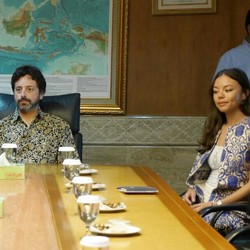 Sergey Brin Sowan ke Menteri Bareng Pacar?