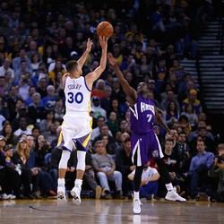 Warriors Belum Terkalahkan di Kandang