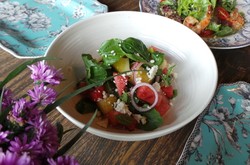 The Bistrot: Lezatnya Hidangan Bergaya Prancis Dalam Balutan Suasana Vintage