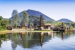 Terungkap, 6 Destinasi Tujuan Traveler Indonesia untuk Tahun Baru