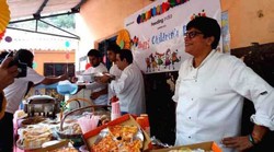 Inilah Peristiwa Menyentuh Soal Makanan yang Terjadi di Tahun 2015! (1)