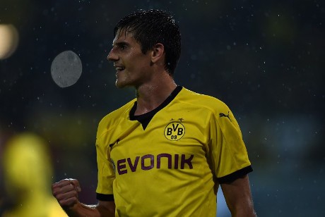 Gladbach Gaet Hofmann dari Dortmund