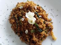 Serunya Melahap Nasi Goreng Melati Sambil Melihat Karya Seni di Batavia Market
