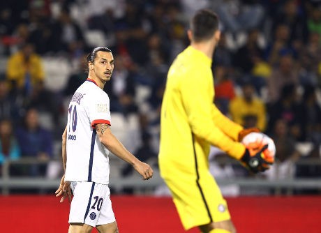 Ibra Takkan Buru-buru Tinggalkan PSG