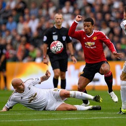 Swansea yang Jago Comeback Saat Lawan MU
