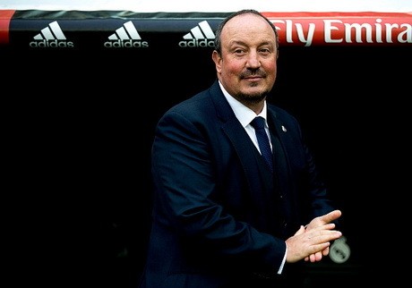 Mestalla Menyambut Kembalinya Benitez