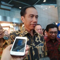 174 Negara Bebas Visa Wisata ke RI, Jokowi: Negara Lain Aman-aman Saja
