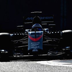 Alonso Yakin McLaren Bakal Lebih Oke di 2016